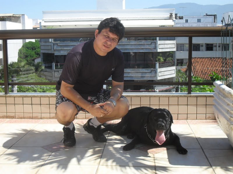 André Macedo e seu cão